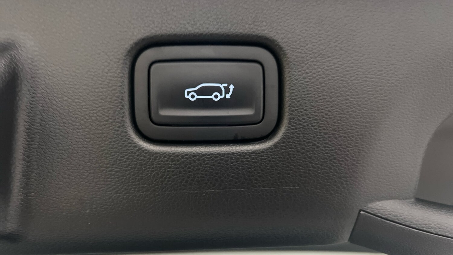 Used Hyundai KONA 2023 for sale - 77938358: Photo 25