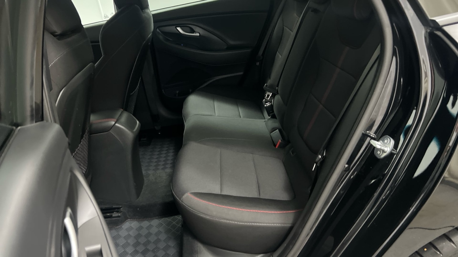 Used Hyundai i30 2023 for sale - 77622665: Photo 9