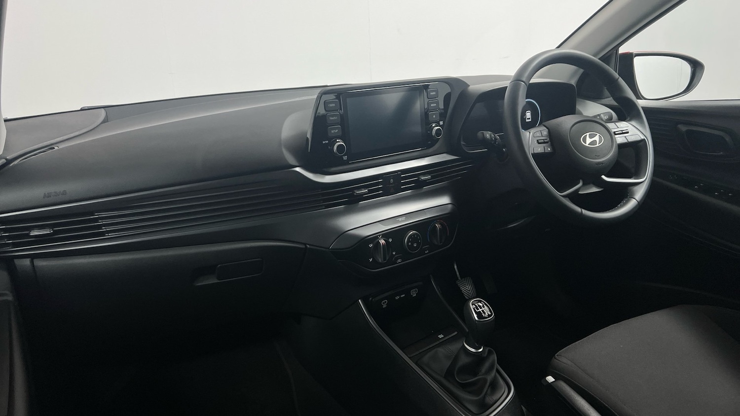 Used Hyundai i20 2023 for sale - 76676247: Photo 2