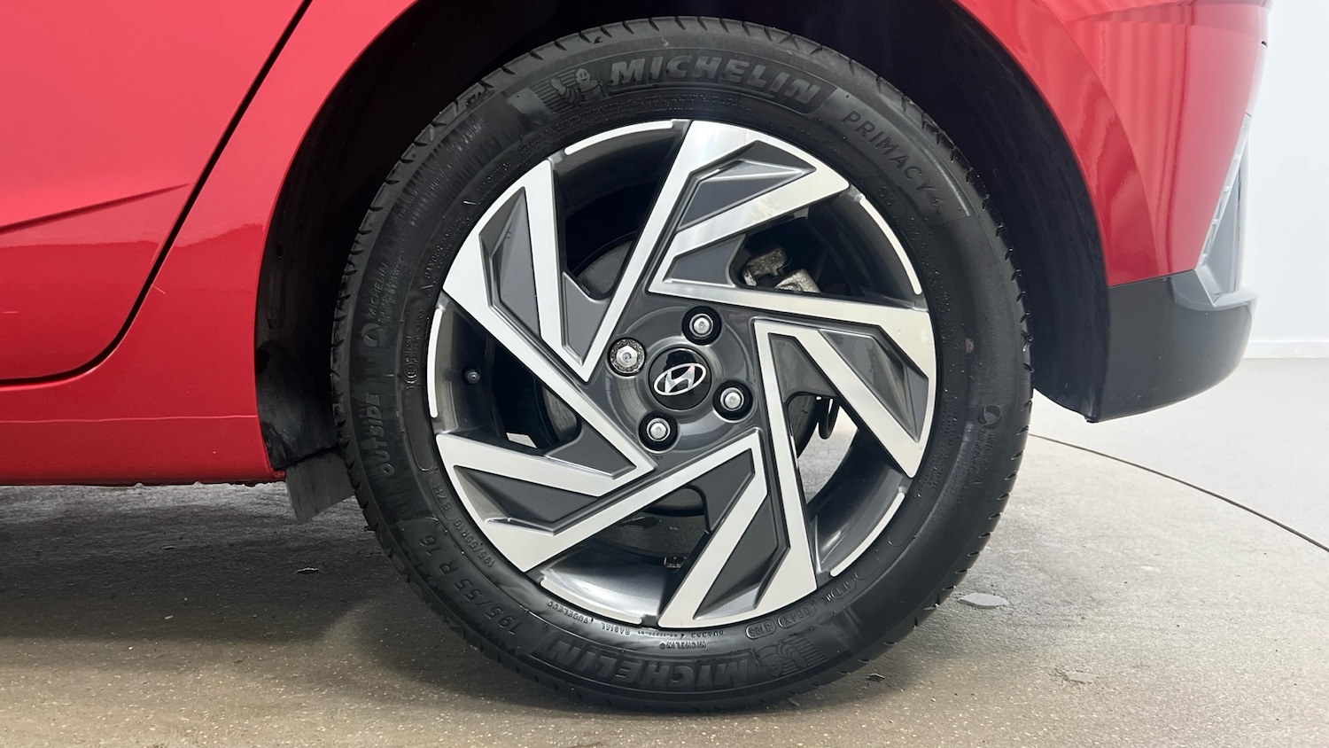 Used Hyundai i20 2023 for sale - 76676247: Photo 5