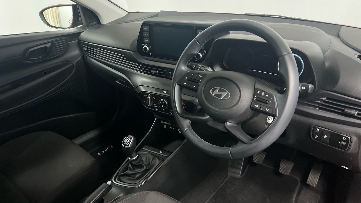 Used Hyundai i20 2023 for sale - 76676247: Photo 6