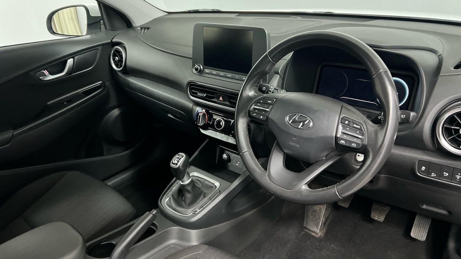 Used Hyundai KONA 2022 for sale - 76911346: Photo 6