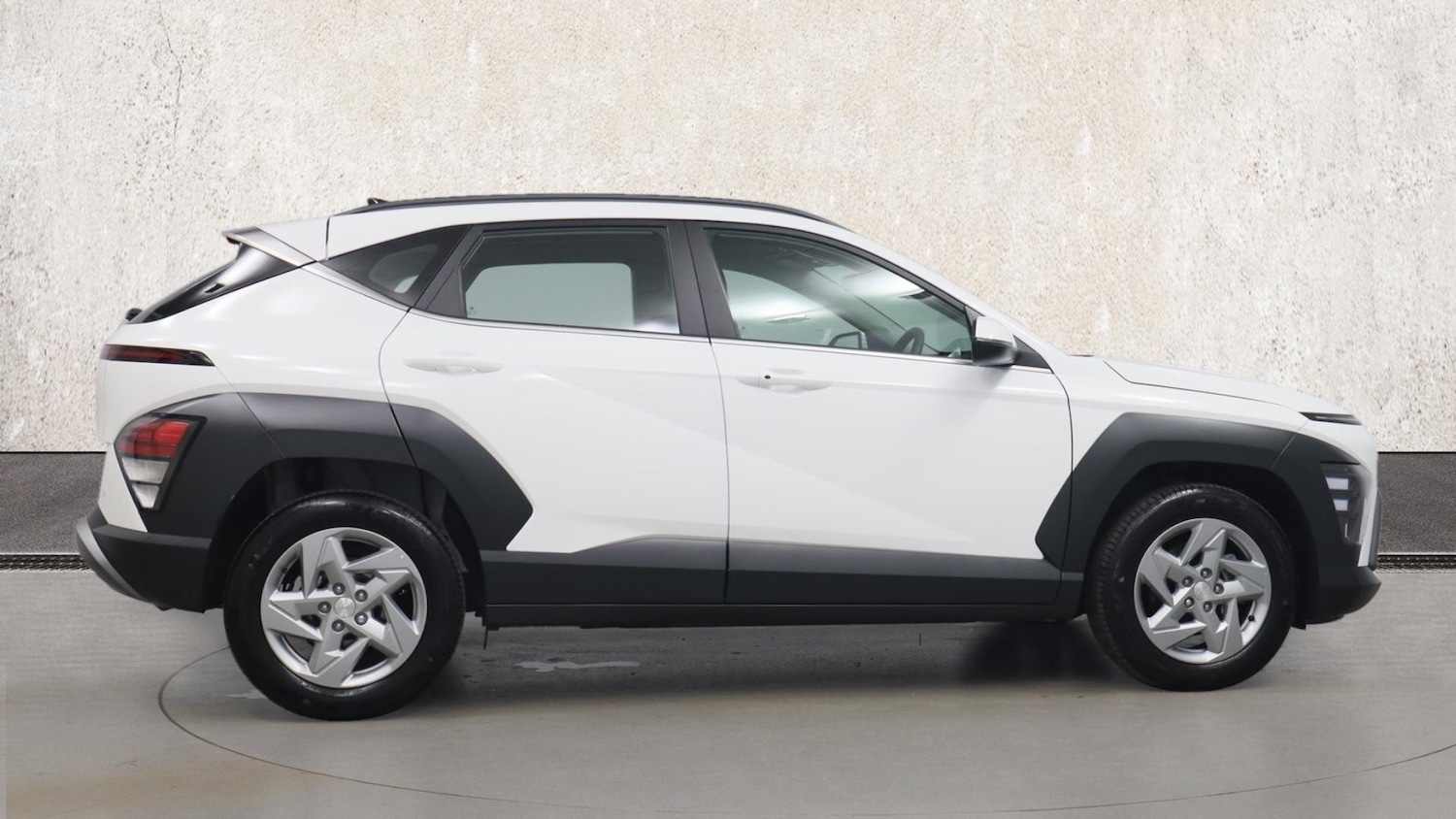 Used Hyundai KONA 2025 for sale - 76679067: Photo 4