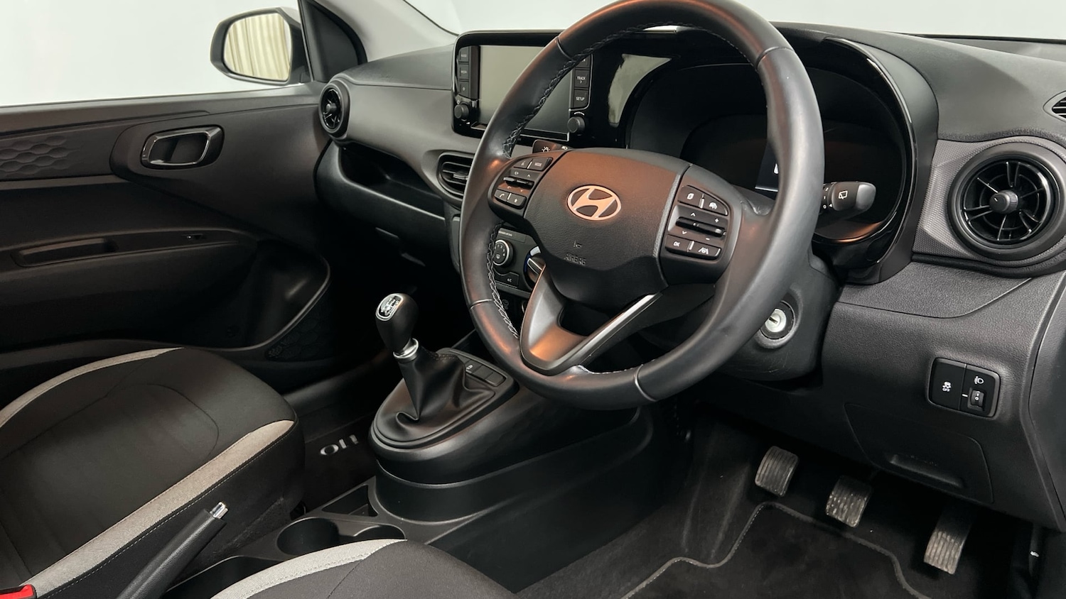 Used Hyundai i10 2024 for sale - 77681965: Photo 6