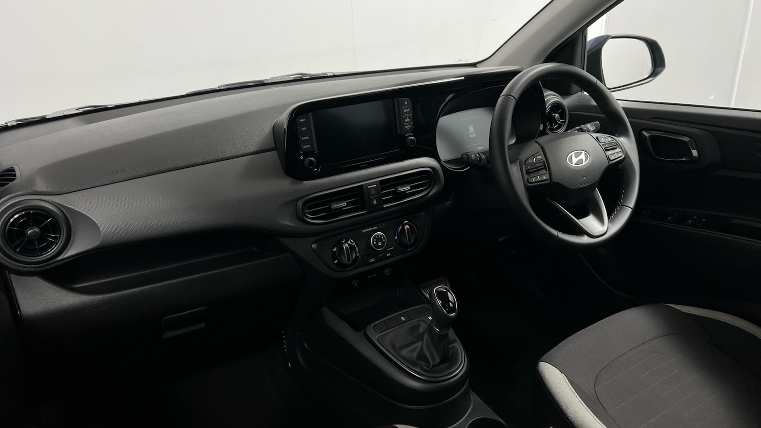 Used Hyundai i10 2025 for sale - 77314178: Photo 2