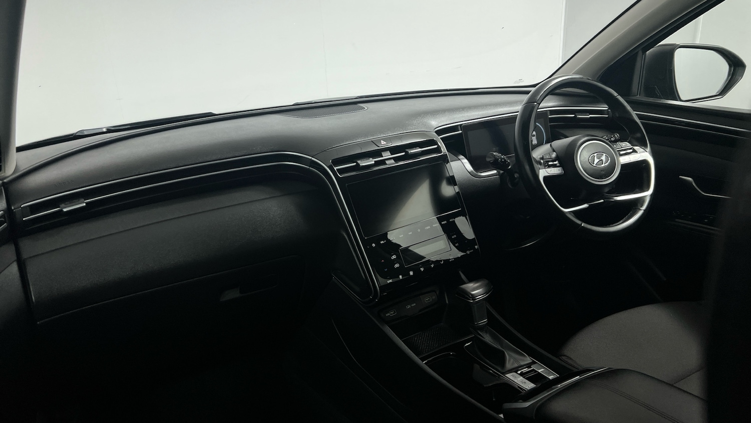 Used Hyundai TUCSON 2021 for sale - 77891732: Photo 2