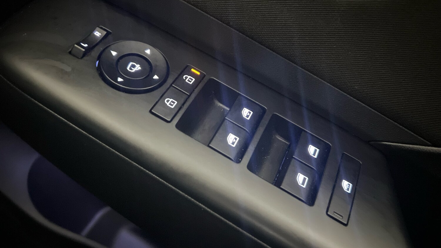 Used Hyundai KONA 2025 for sale - 78149011: Photo 21