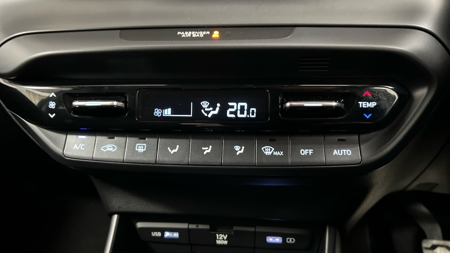 Used Hyundai BAYON 2023 for sale - 77342816: Photo 17