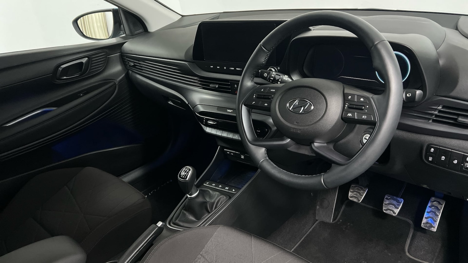 Used Hyundai BAYON 2023 for sale - 77342816: Photo 6