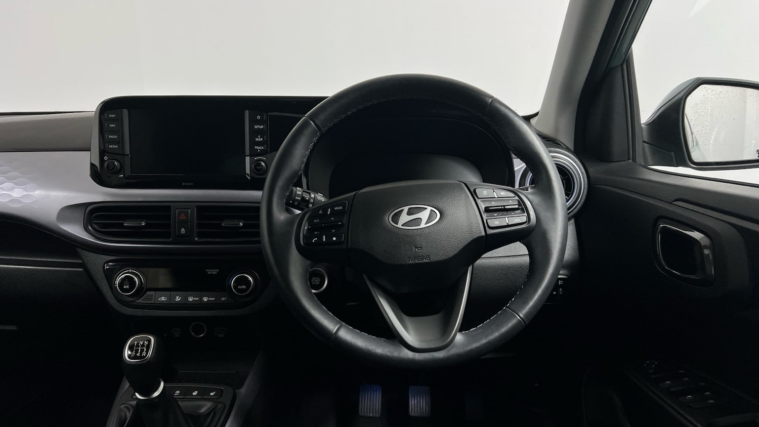 Used Hyundai i10 2023 for sale - 77303879: Photo 14