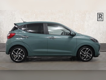 Used Hyundai i10 2023 for sale - 77303879: Photo