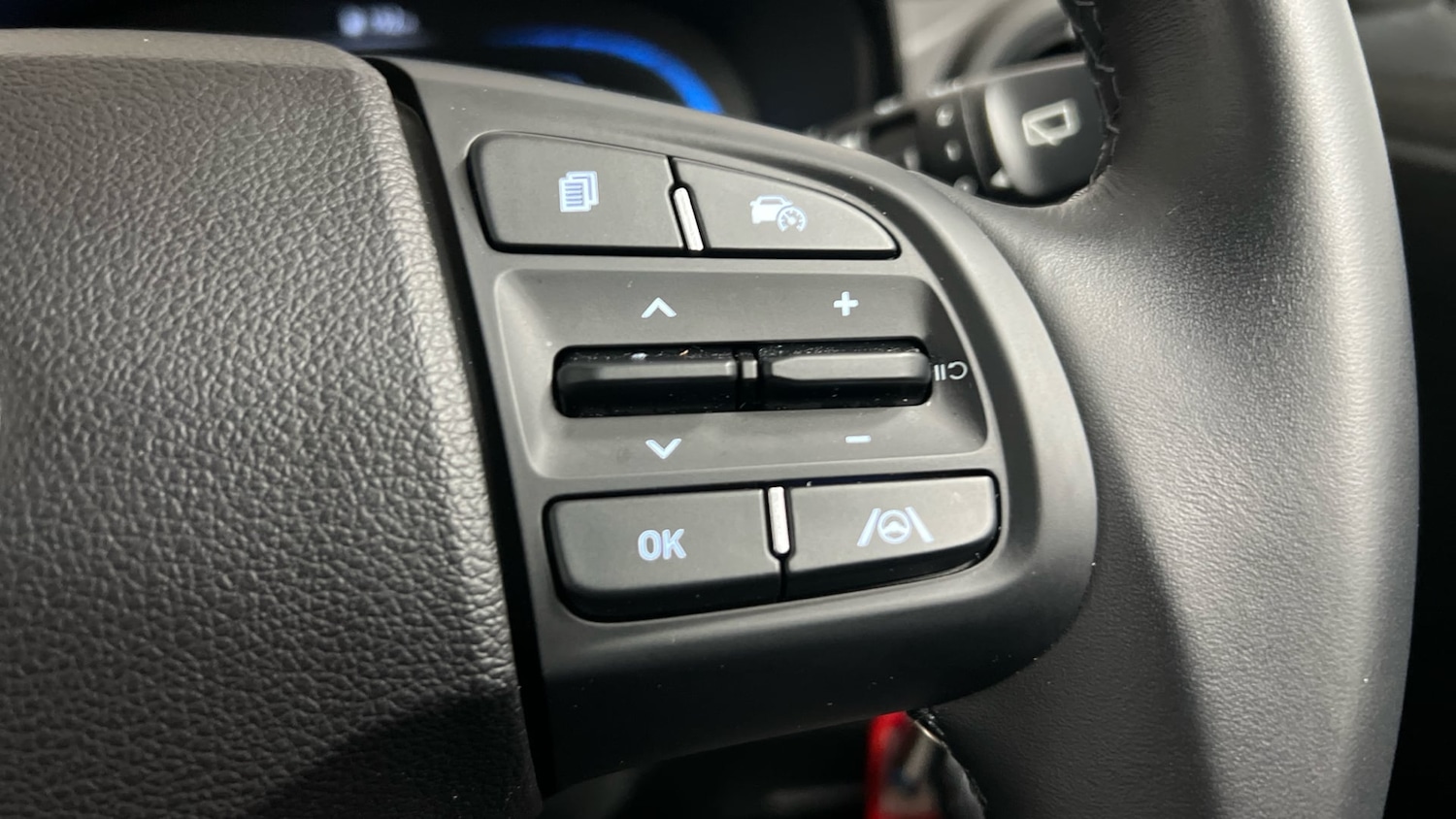 Used Hyundai i10 2023 for sale - 77213613: Photo 16