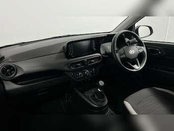 Used Hyundai i10 2023 for sale - 77213613: Photo