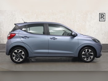 Used Hyundai i10 2023 for sale - 77213613: Photo