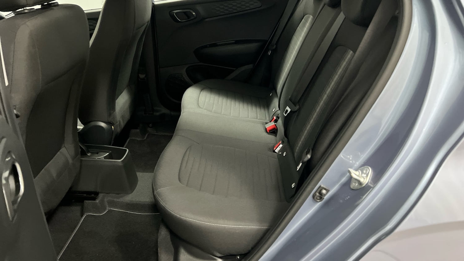 Used Hyundai i10 2023 for sale - 77213613: Photo 9