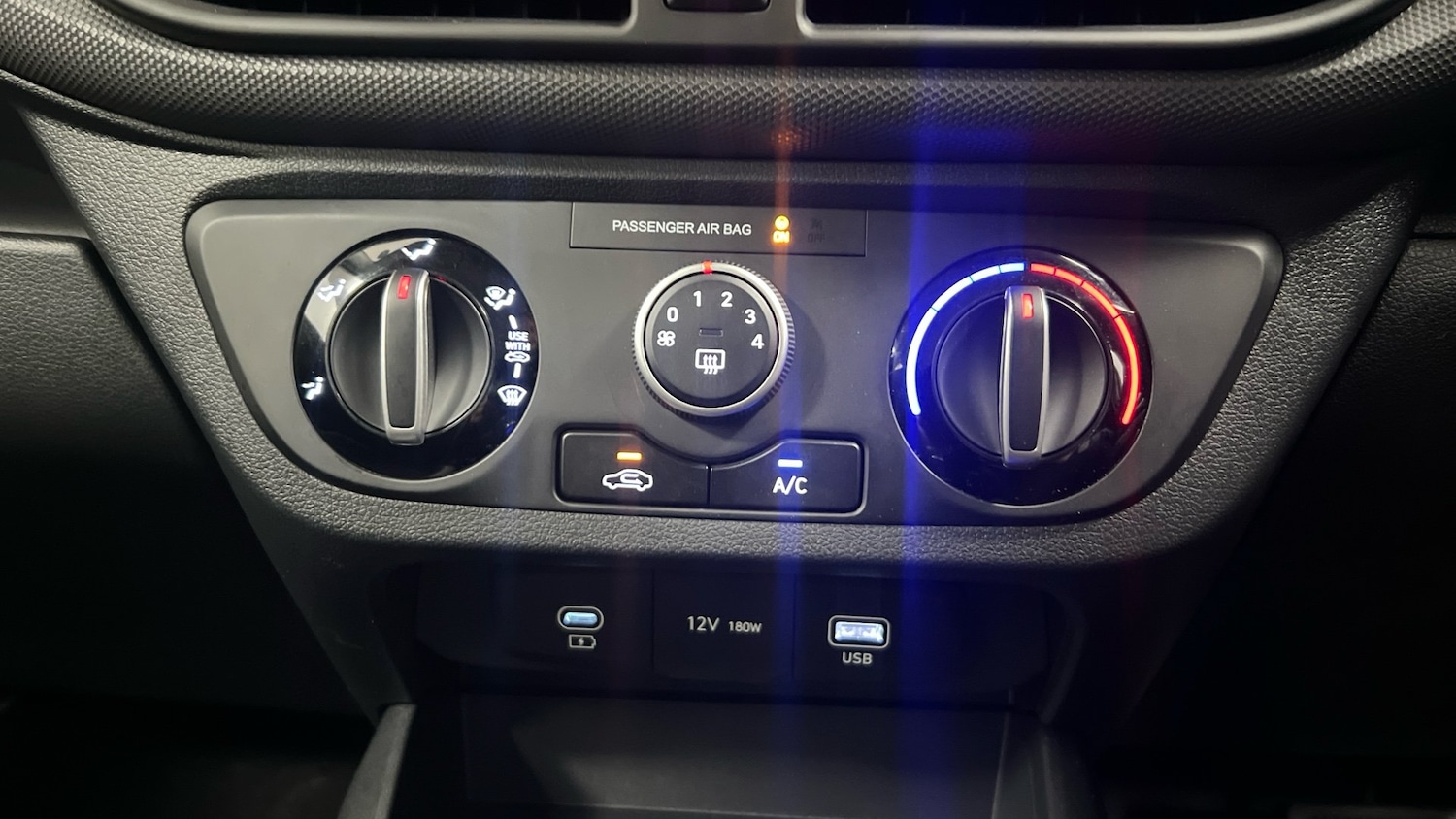 Used Hyundai i10 2024 for sale - 76677067: Photo 17