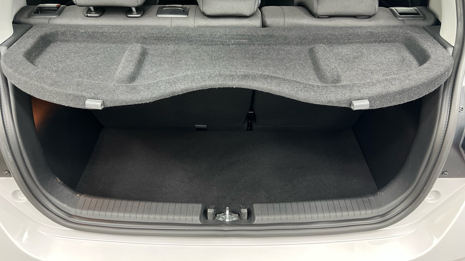 Used Hyundai i10 2024 for sale - 77395321: Photo 11