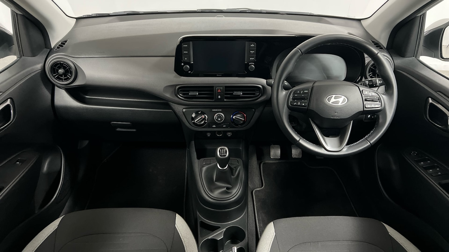 Used Hyundai i10 2024 for sale - 77395321: Photo 13