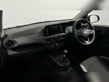 Used Hyundai i10 2025 for sale - 77257899: Photo