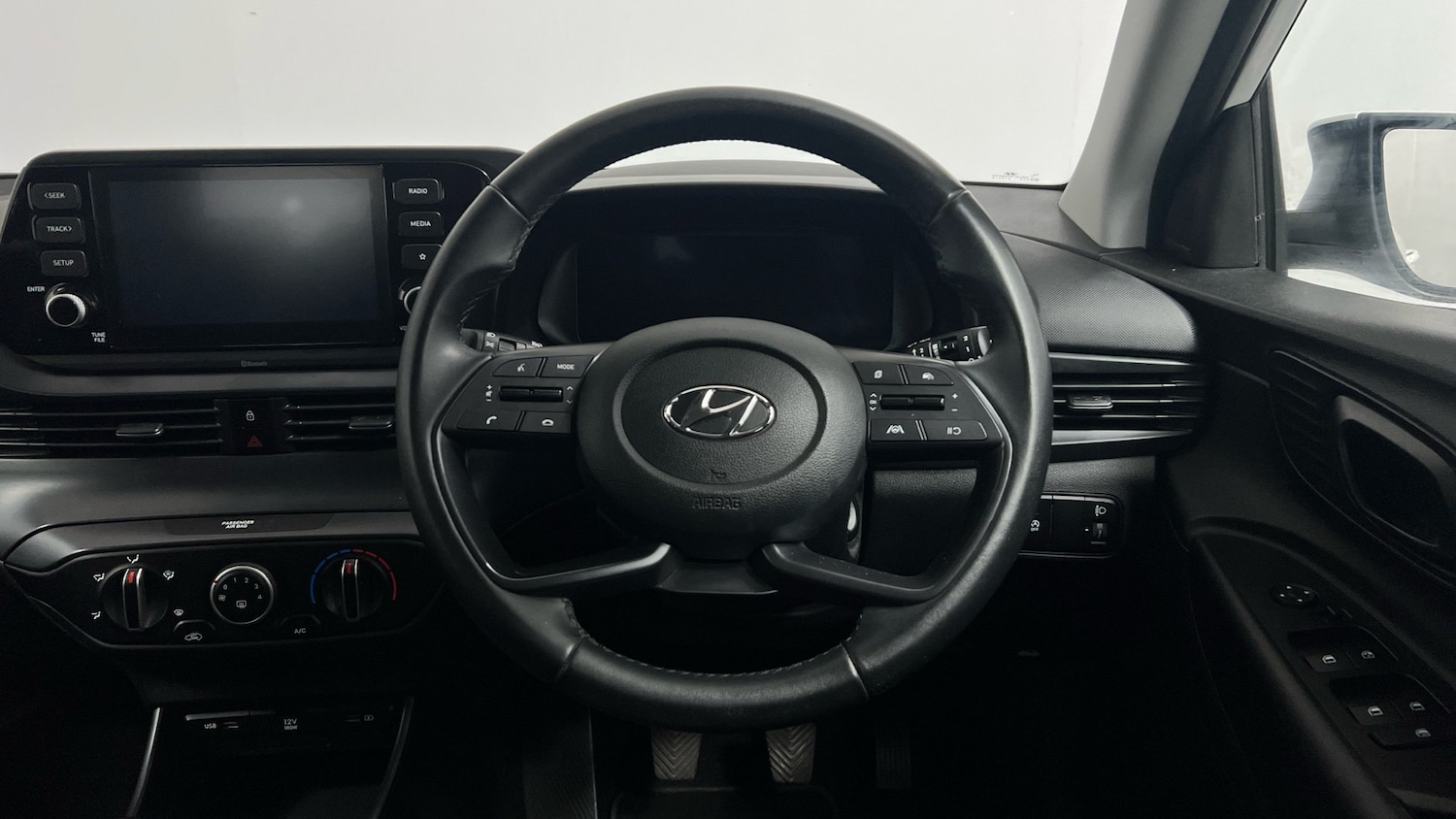 Used Hyundai i20 2022 for sale - 77370821: Photo 14