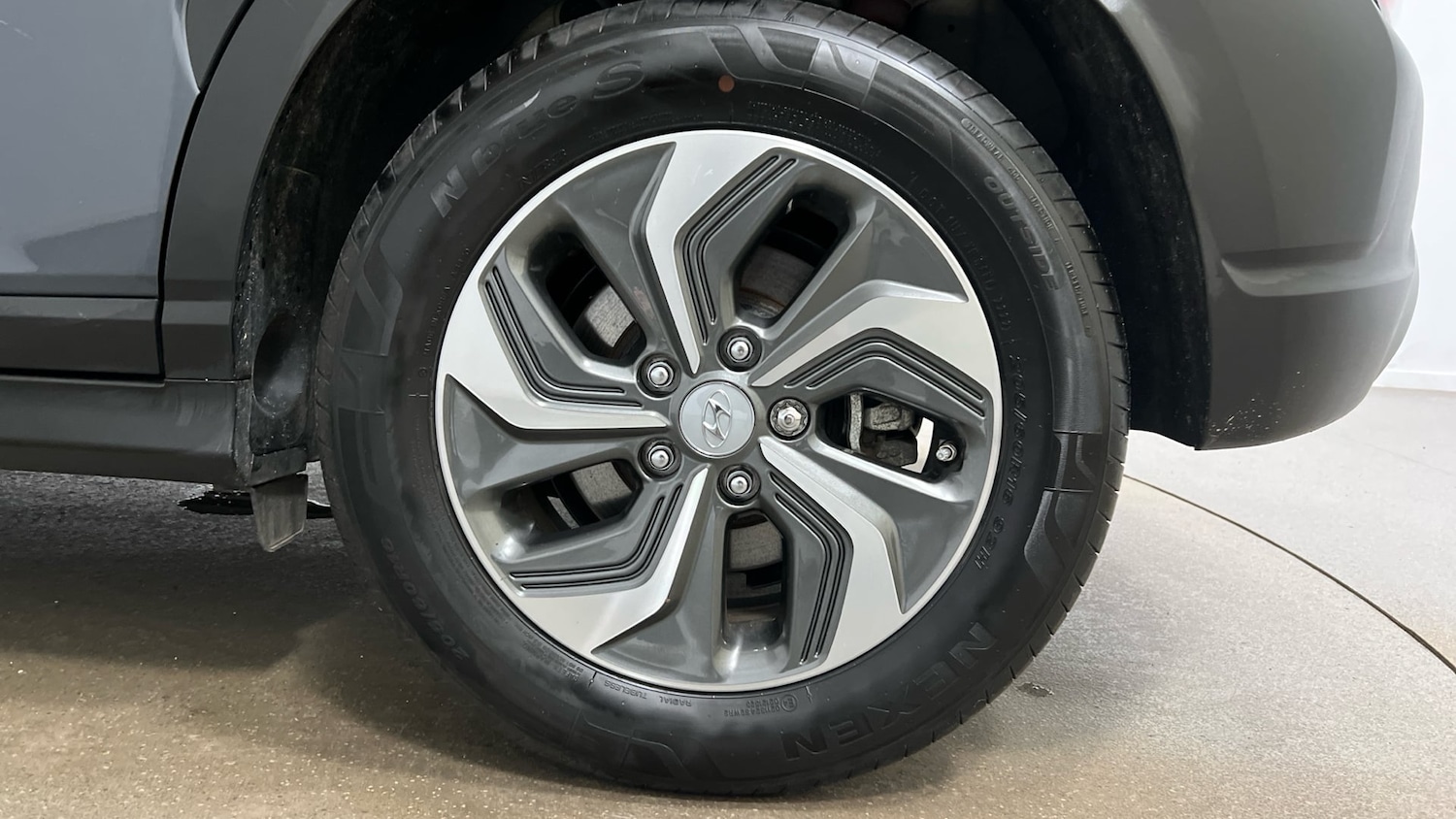 Used Hyundai KONA 2022 for sale - 77681957: Photo 5