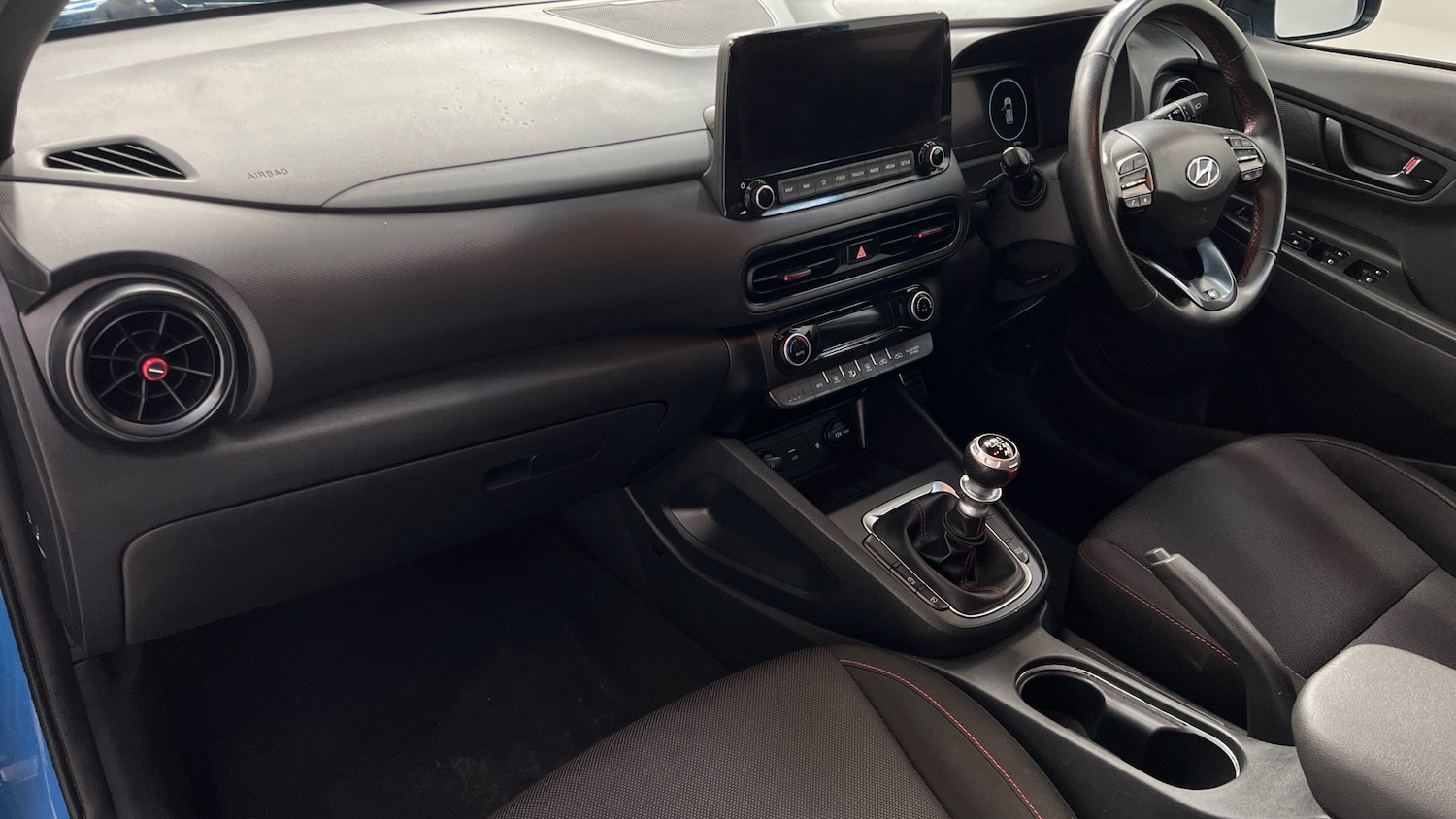 Used Hyundai KONA 2021 for sale - 78183359: Photo 2