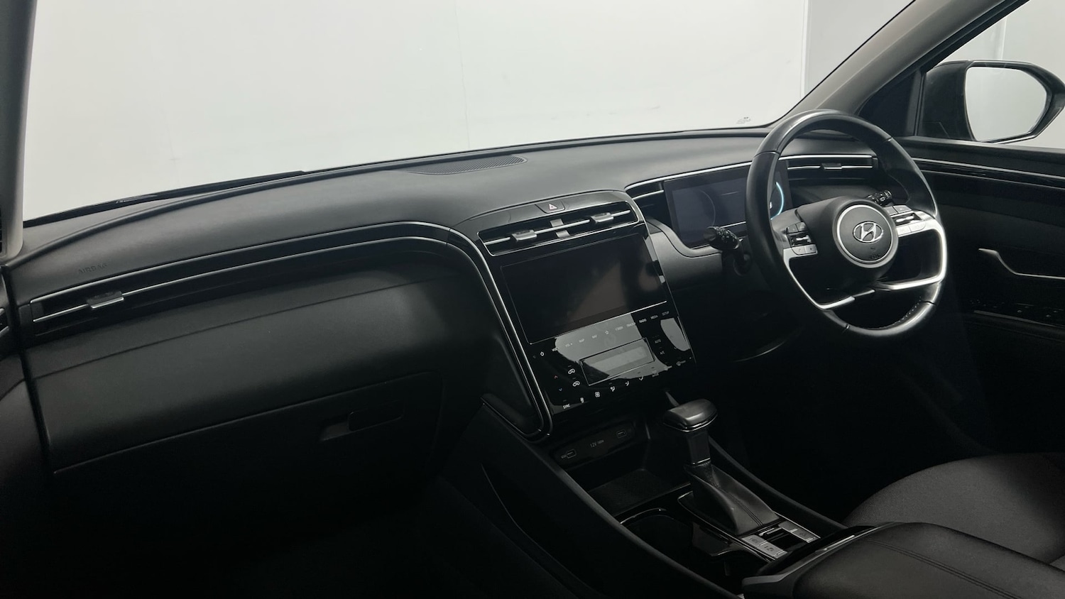 Used Hyundai TUCSON 2023 for sale - 77837171: Photo 2