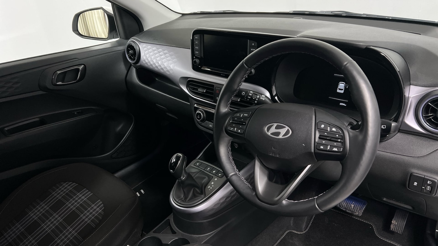 Used Hyundai i10 2025 for sale - 77154585: Photo 6