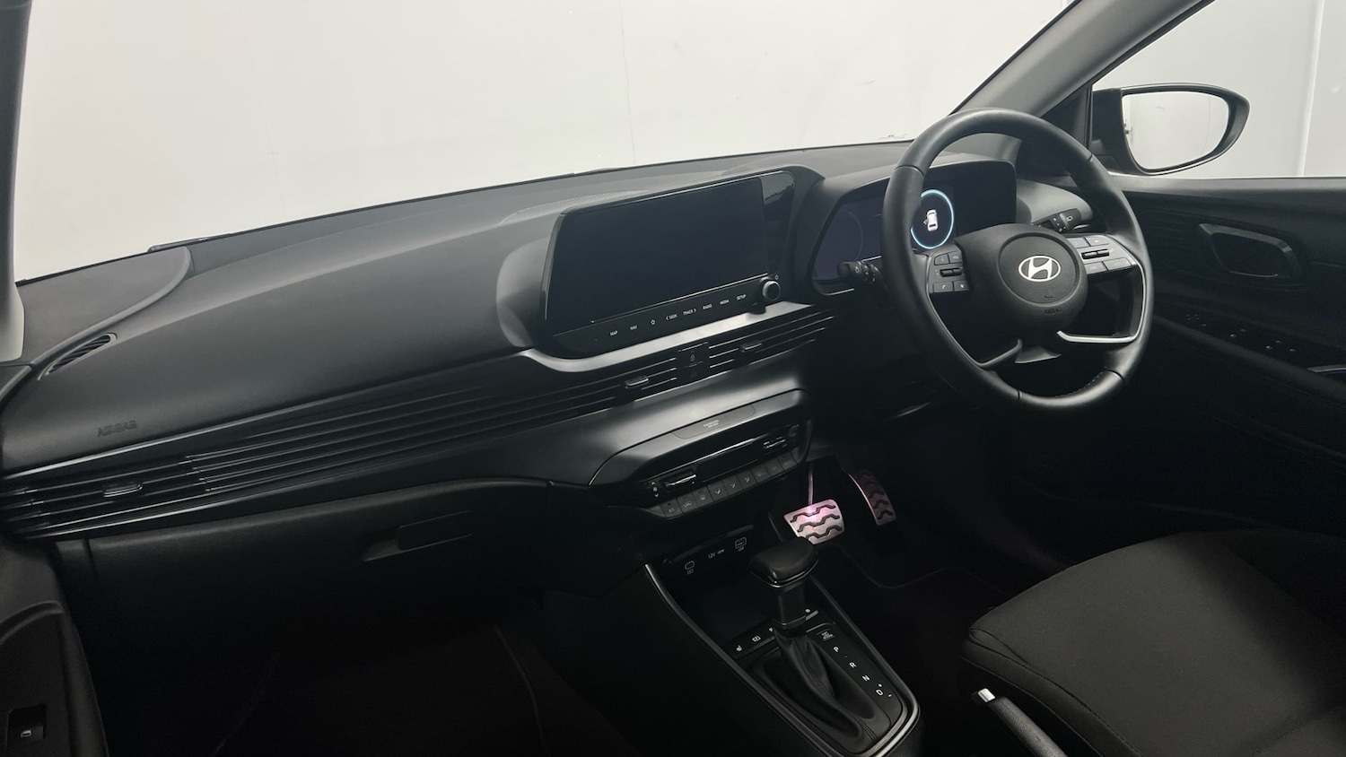 Used Hyundai BAYON 2024 for sale - 78135178: Photo 2