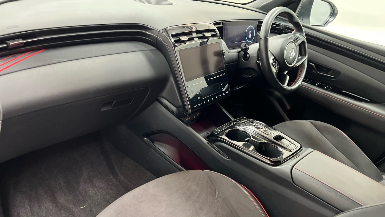 Used Hyundai TUCSON 2023 for sale - 77014957: Photo 2