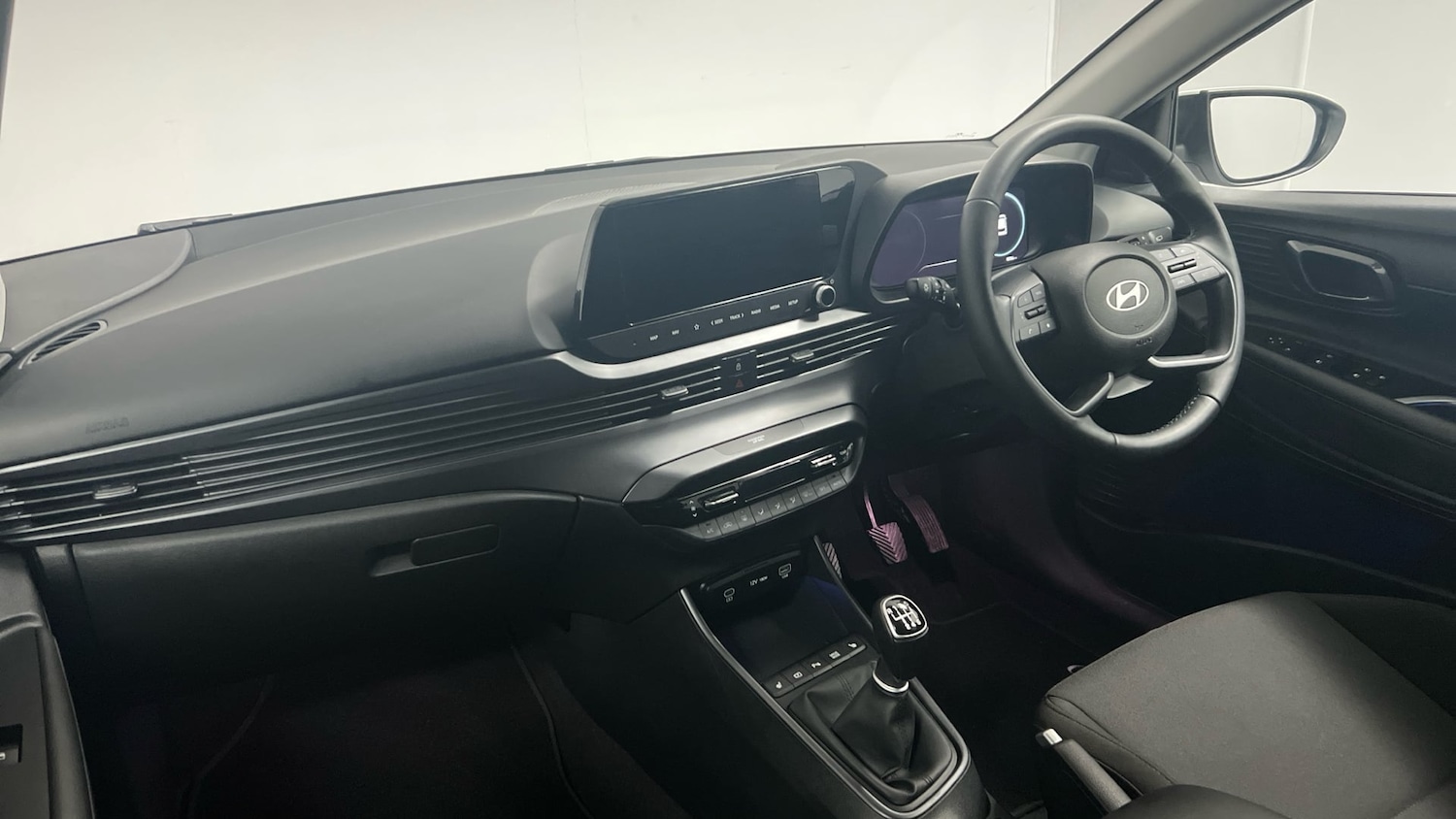 Used Hyundai i20 2025 for sale - 78005335: Photo 2