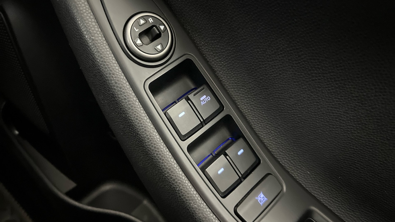 Used Hyundai i20 2018 for sale - 77014939: Photo 21