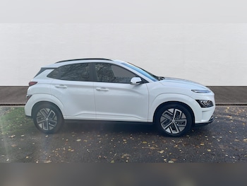 Used Hyundai KONA 2023 for sale - 77014951: Photo