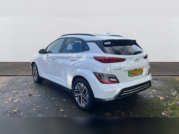 Used Hyundai KONA 2023 for sale - 77014951: Photo