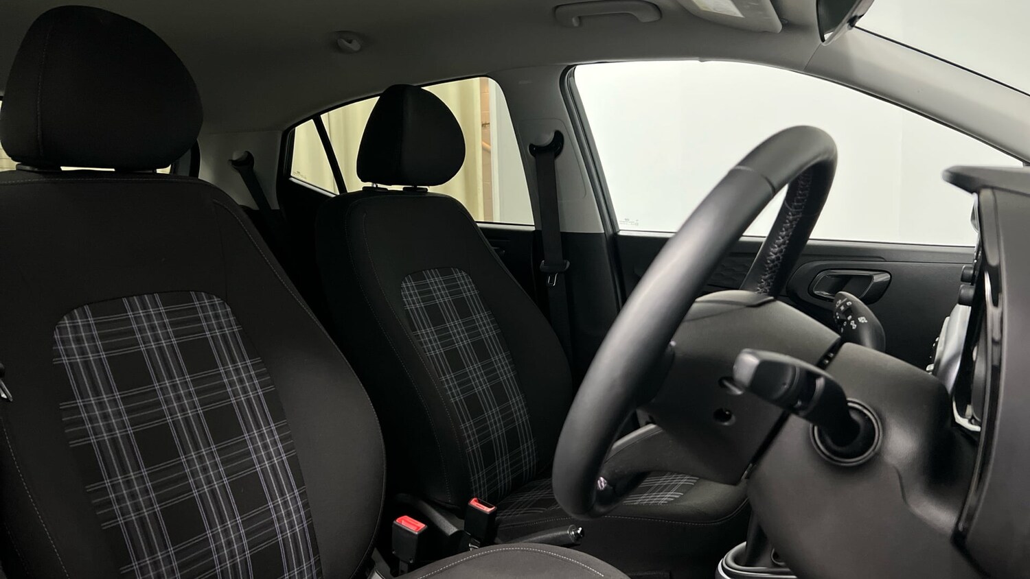 Used Hyundai i10 2023 for sale - 77277536: Photo 12