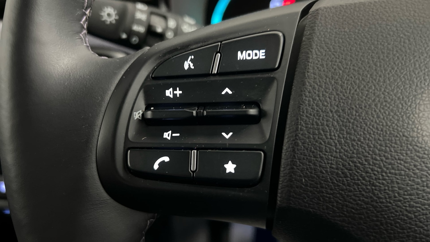 Used Hyundai i10 2023 for sale - 77277536: Photo 15