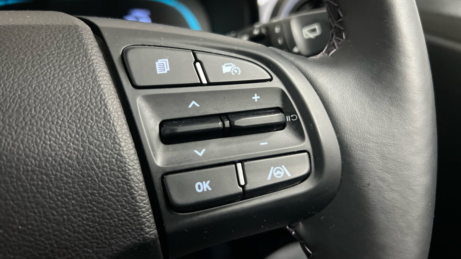 Used Hyundai i10 2023 for sale - 77277536: Photo 16