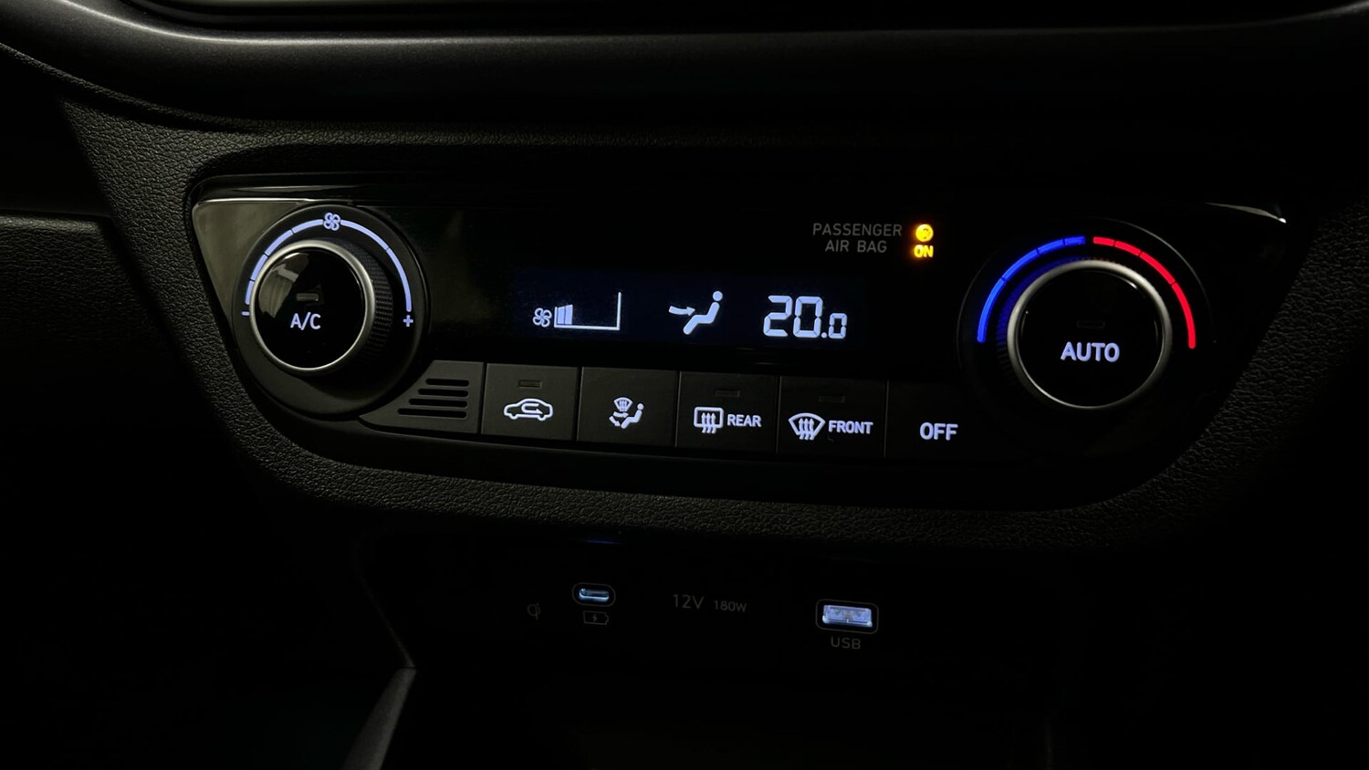 Used Hyundai i10 2023 for sale - 77277536: Photo 17