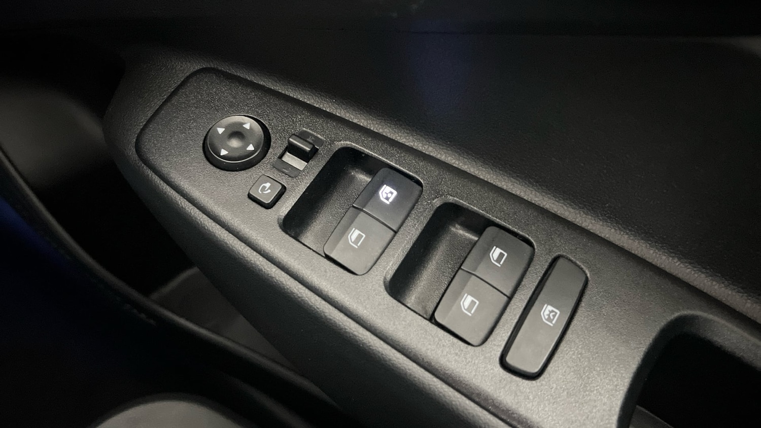 Used Hyundai i10 2023 for sale - 77277536: Photo 21