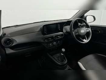 Used Hyundai i10 2024 for sale - 77483752: Photo