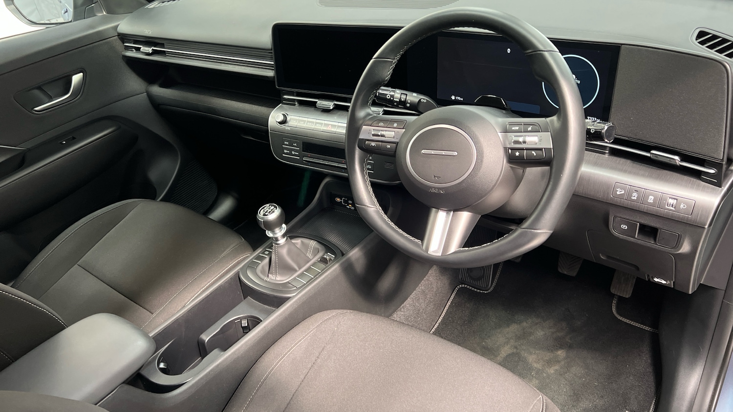 Used Hyundai KONA 2023 for sale - 76547981: Photo 6