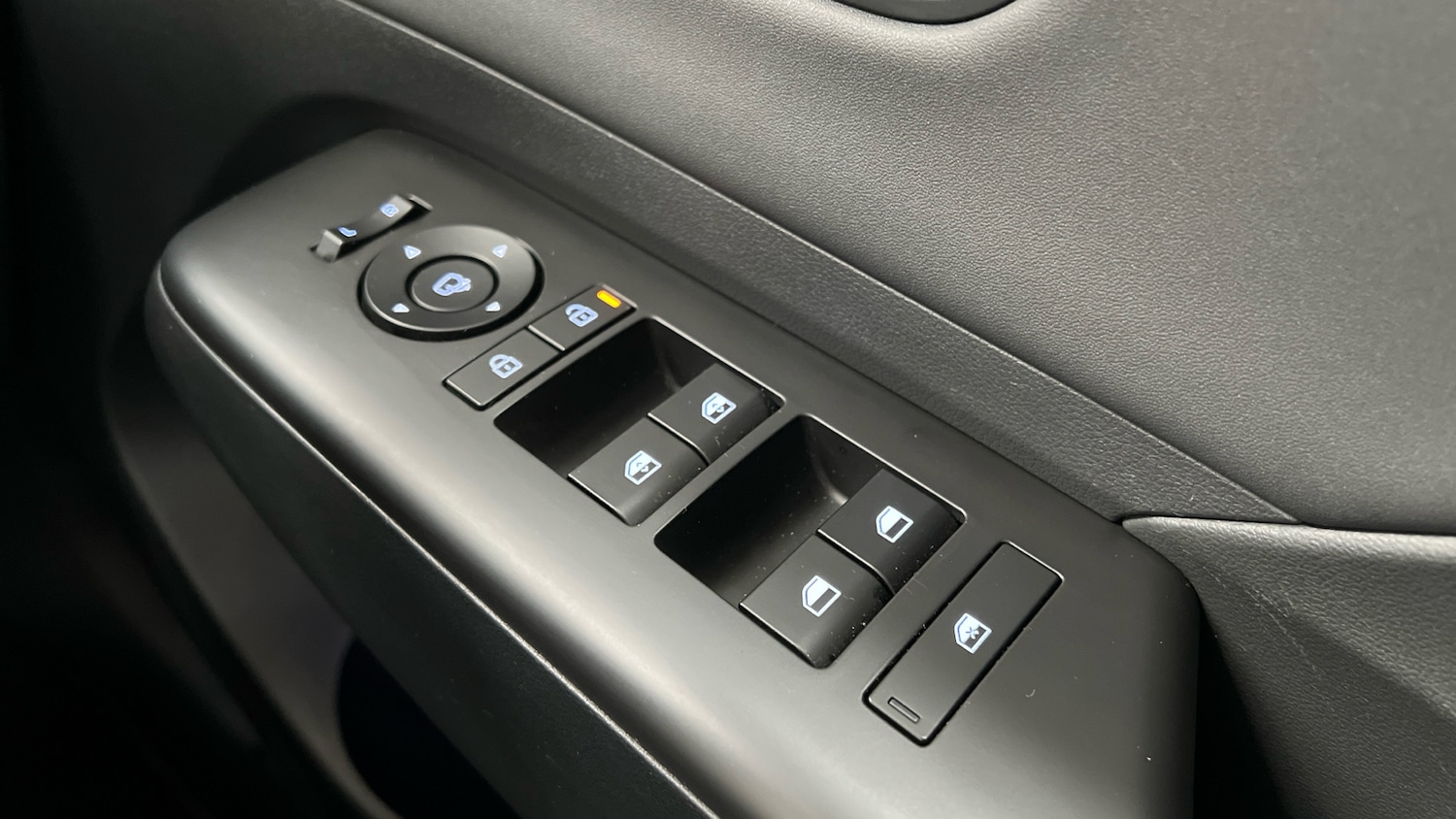 Used Hyundai KONA 2024 for sale - 78057192: Photo 21