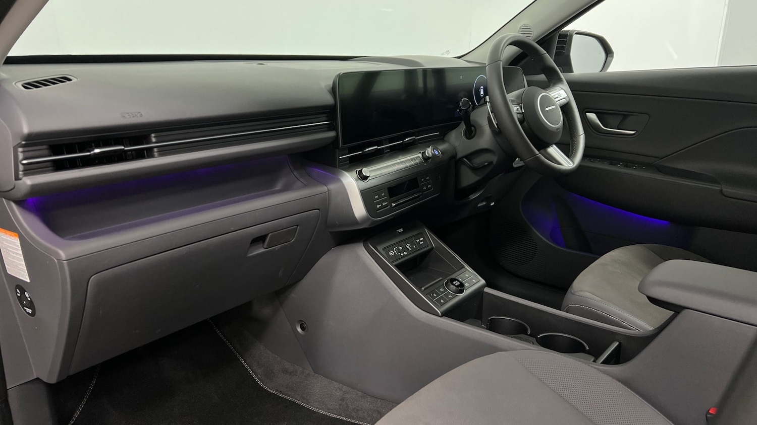 Used Hyundai KONA 2024 for sale - 77057017: Photo 2