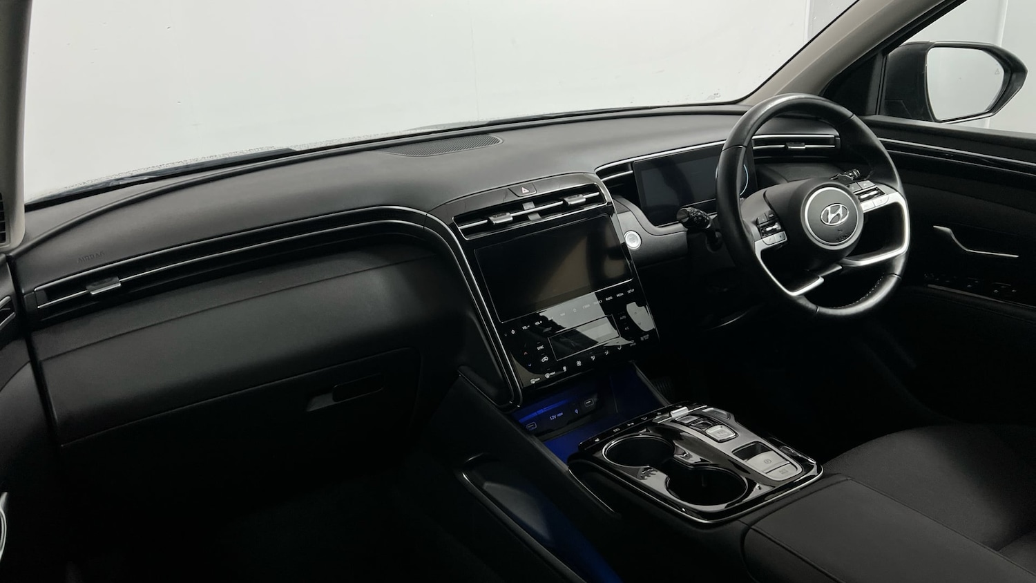 Used Hyundai TUCSON 2023 for sale - 77438536: Photo 2