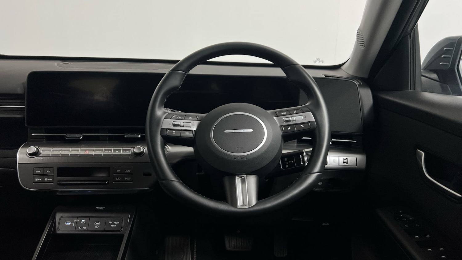 Used Hyundai KONA 2024 for sale - 76911350: Photo 14