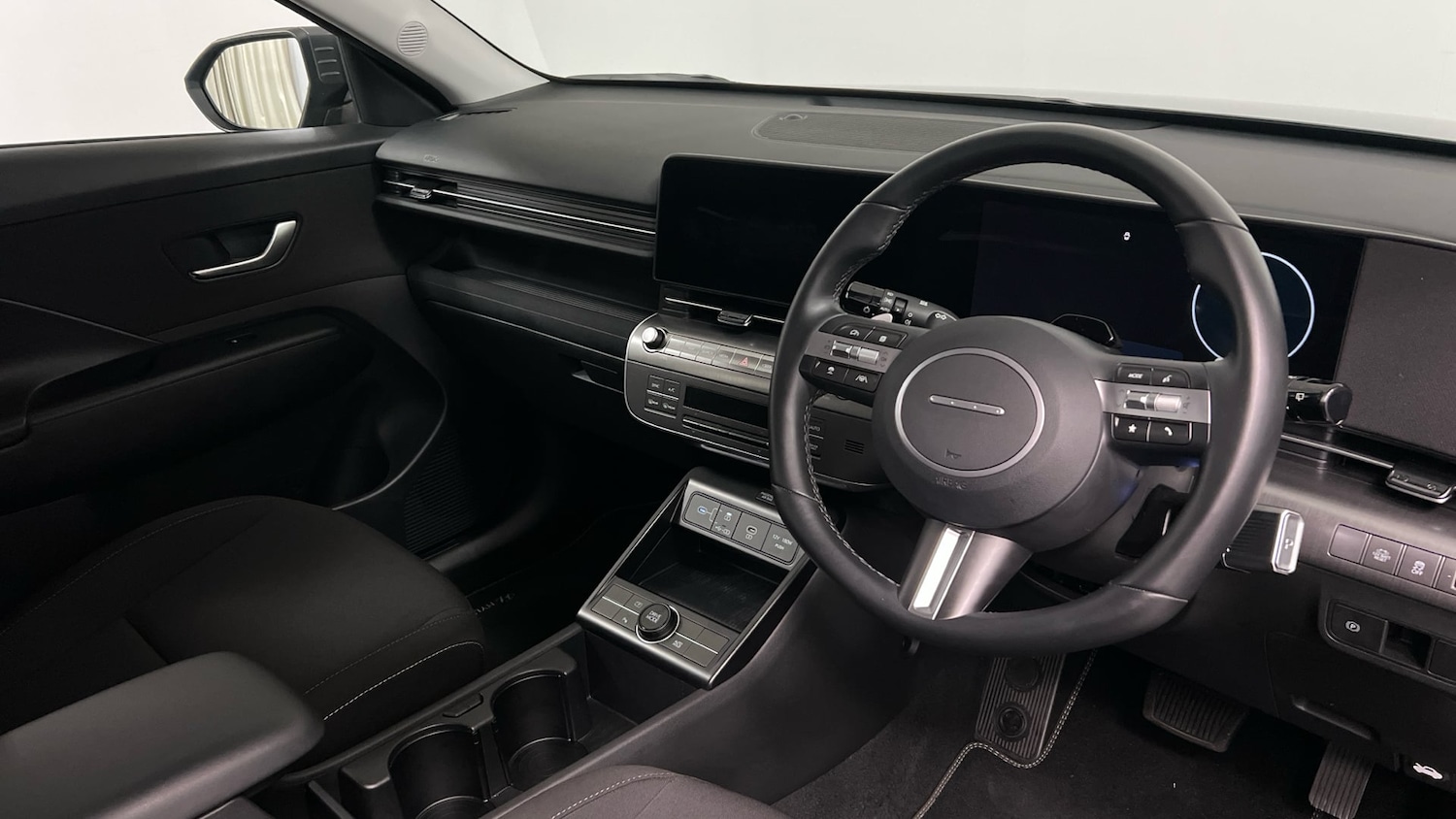 Used Hyundai KONA 2024 for sale - 76911350: Photo 6