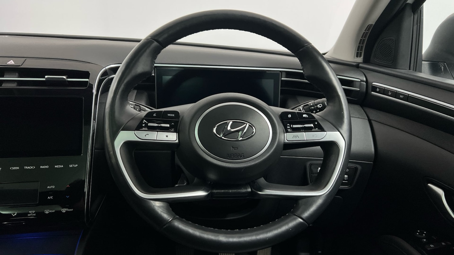 Used Hyundai TUCSON 2021 for sale - 77837201: Photo 14