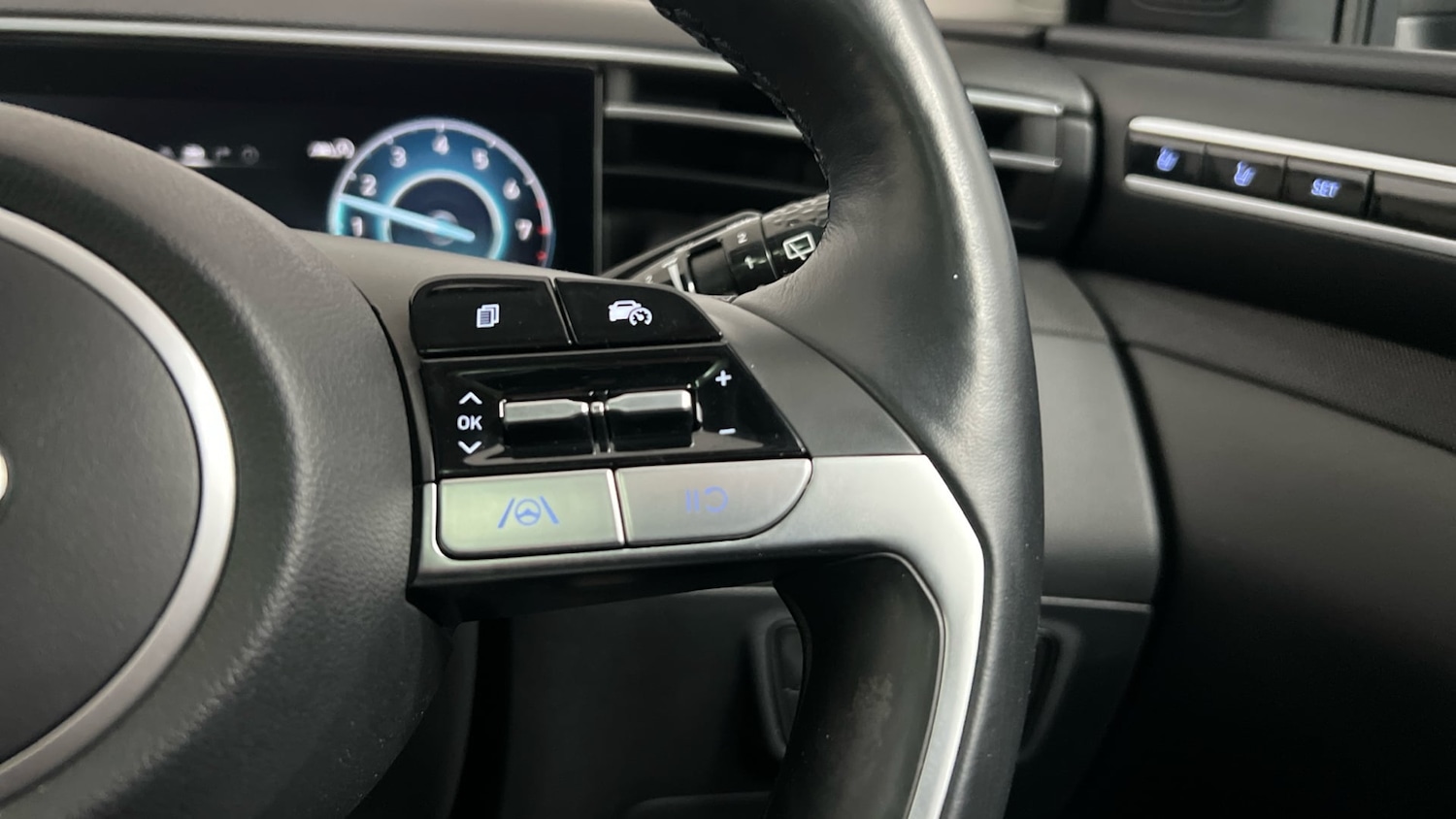 Used Hyundai TUCSON 2021 for sale - 77837201: Photo 16