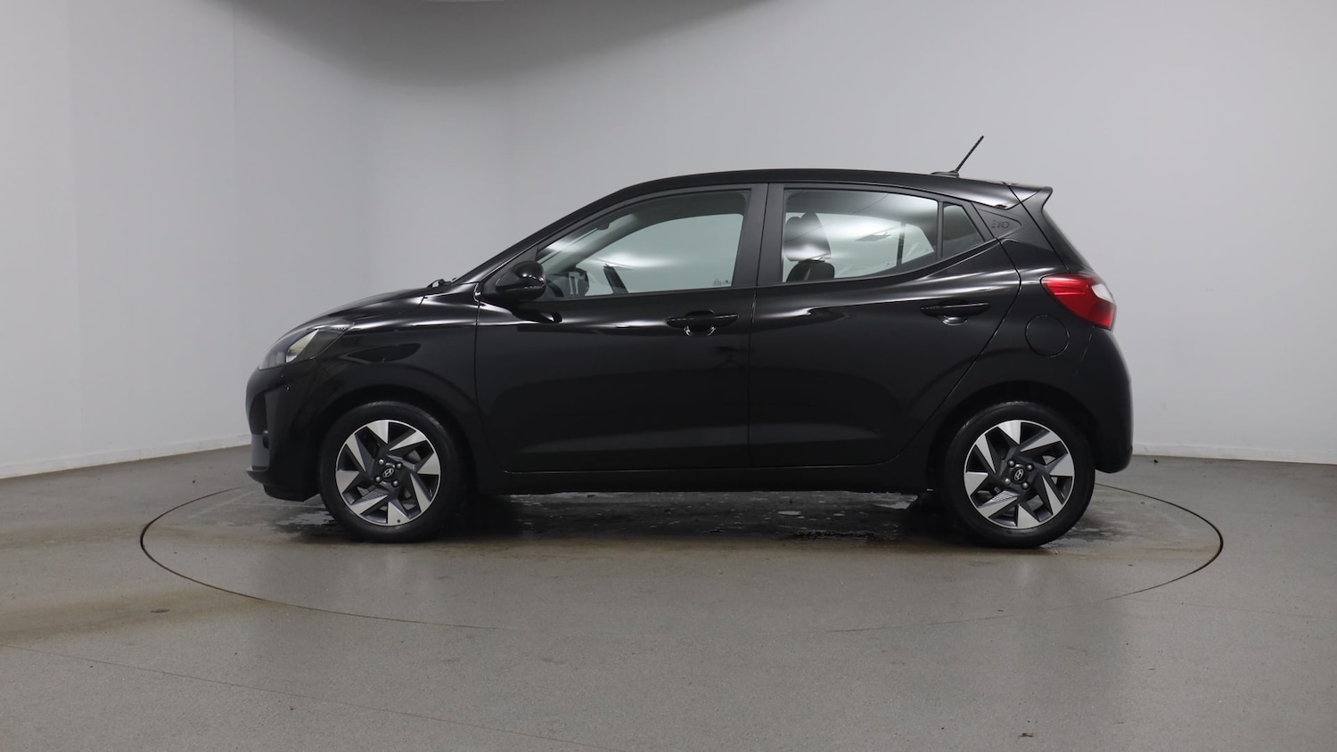 Used Hyundai i10 2024 for sale - 77656475: Photo 19