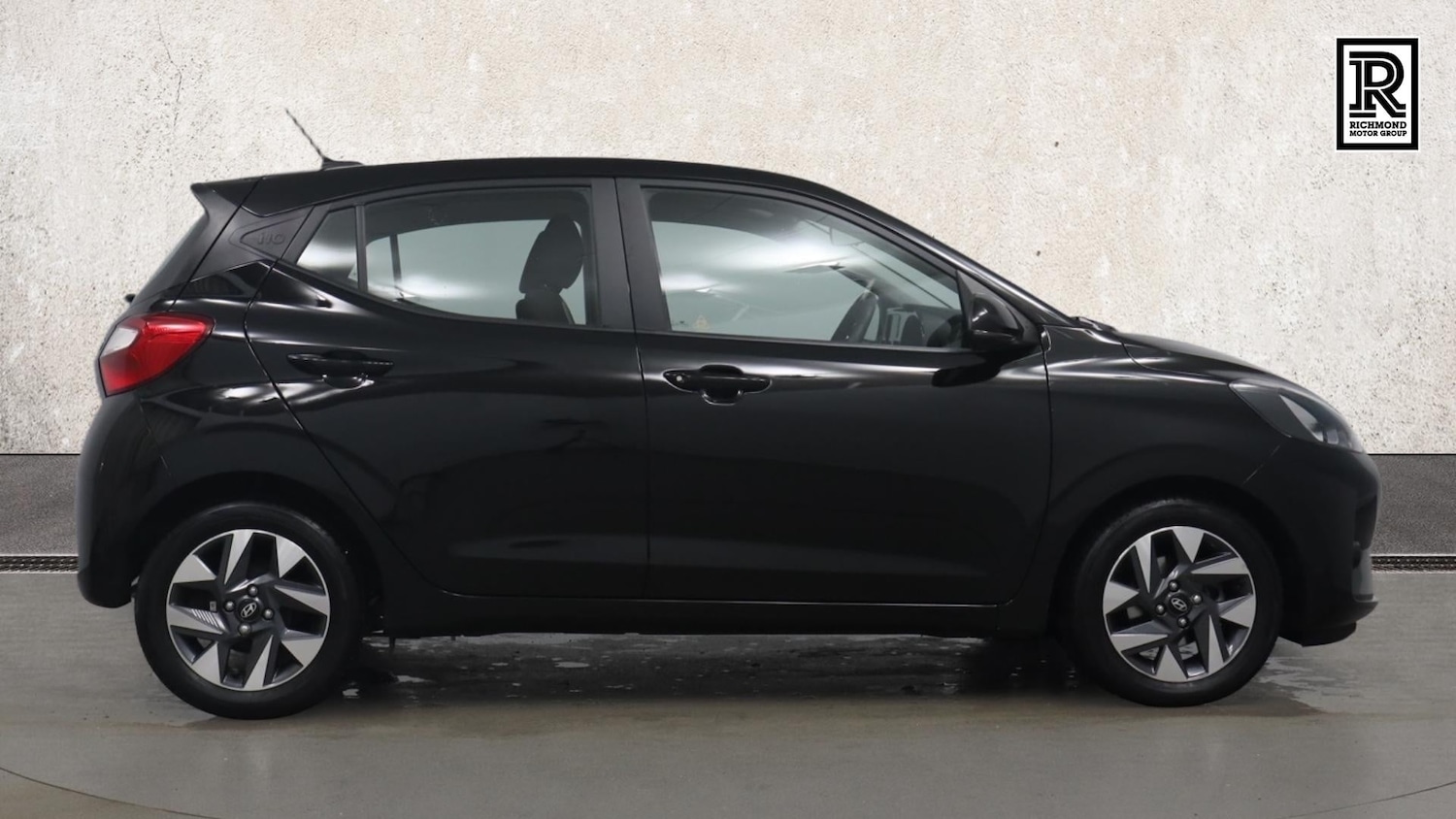 Used Hyundai i10 2024 for sale - 77656475: Photo 4